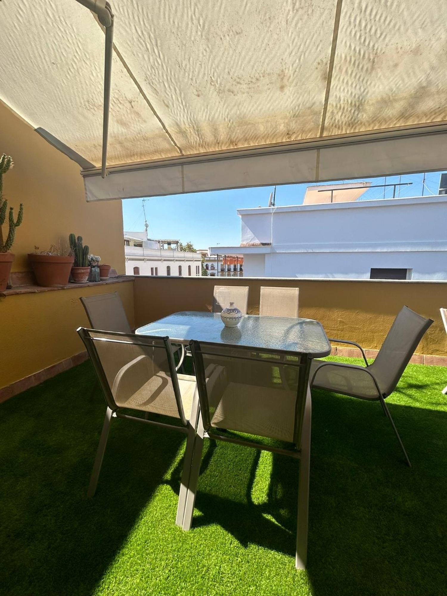 La Maestranza Charming One Or Two Bedrooms By Cityzen